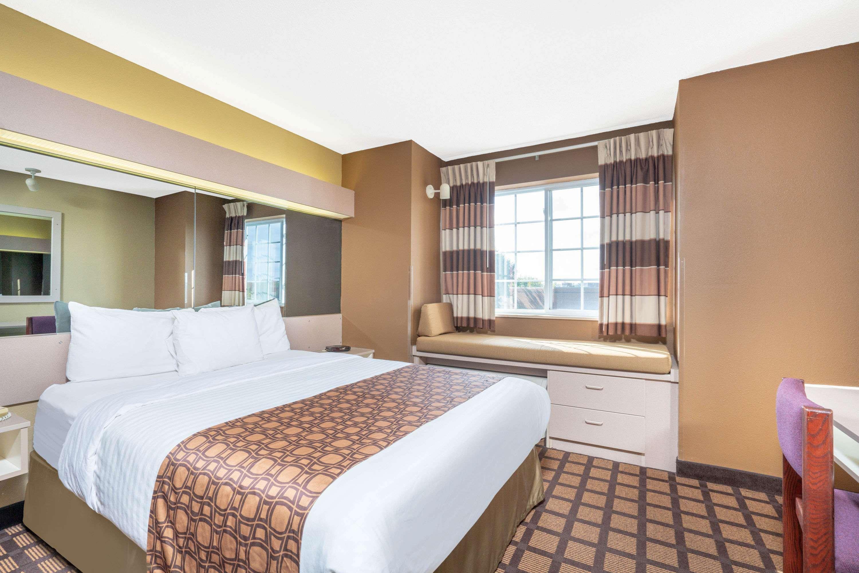 Microtel Inn & Suites By Wyndham Eagan/St Paul Exteriör bild